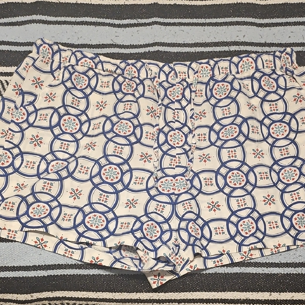 Liz Claiborne Blue and White High Waist Women Shorts